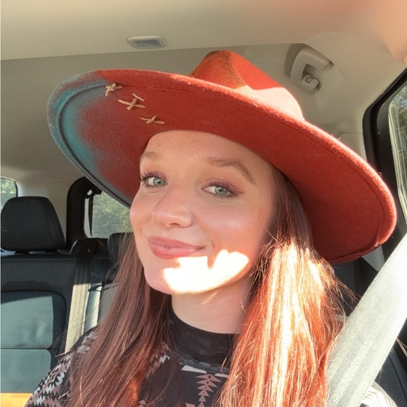kelleetowler